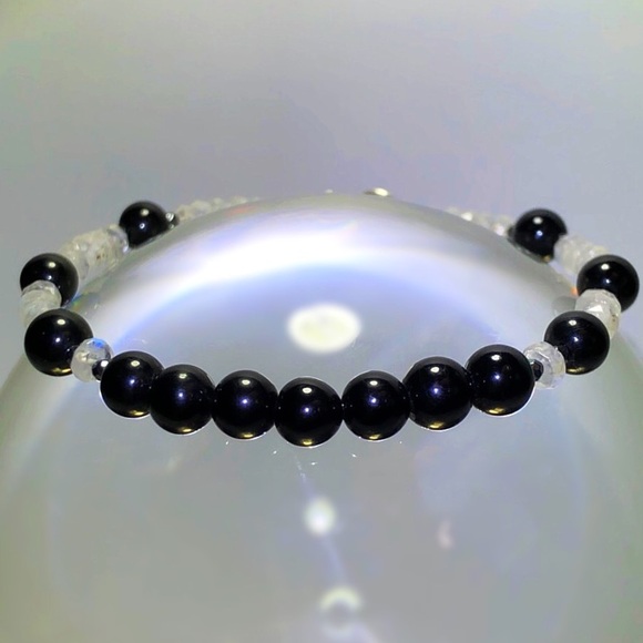 Hand Made Gemstone Bracelet - Picture 7 of 8